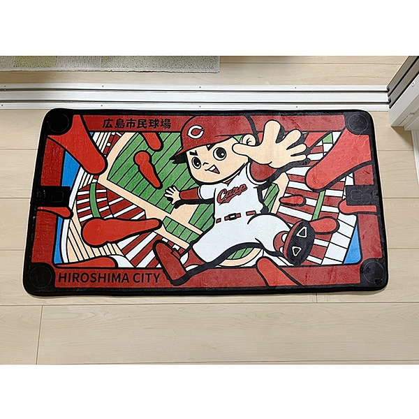 電線共同溝用マンホールフロアマット 広島東洋カープ×広島市（広島市民球場）