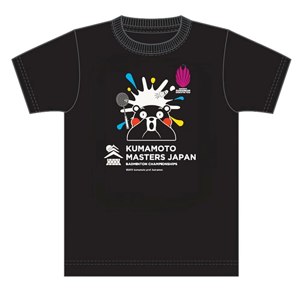 くまもと再春館製薬所バドミントンチーム公式 熊本マスターズジャパン2025 スプラッシュTシャツ くまモンver.(ブラック)