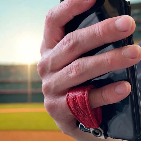 広島ジビエレザー×広島東洋カープ コラボ鹿革スマホリング2026Ver.