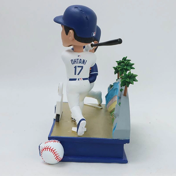 MLB ロサンゼルス・ドジャース 大谷翔平 二刀流ボブルヘッド 7inch（17.7cm）