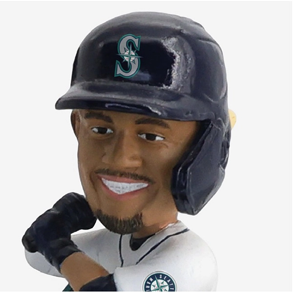 殿堂入り イチロー 2022年マリナーズ ボブルヘッド マリナーズ・イチロー氏の球団殿堂入り記念ボブルヘッド求めて長蛇の