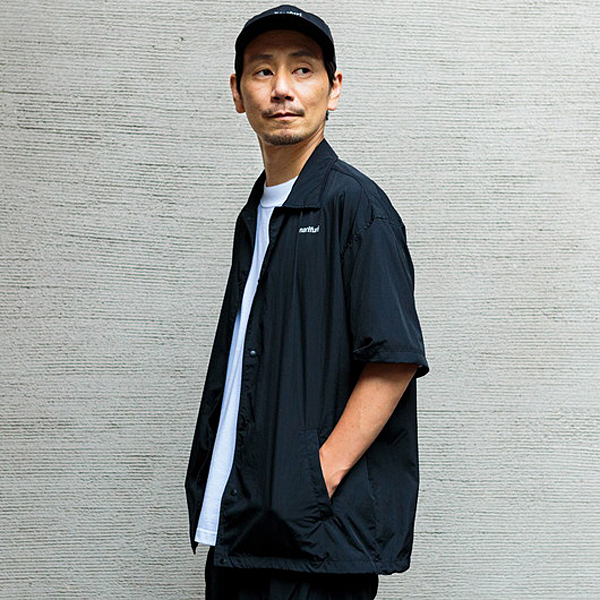 narifuri × 洗濯ブラザーズ SHELTECH 半袖シャツ ブラック