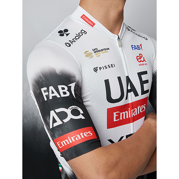 UAE TEAM EMIRATES 2025 レプリカ半袖ジャージ