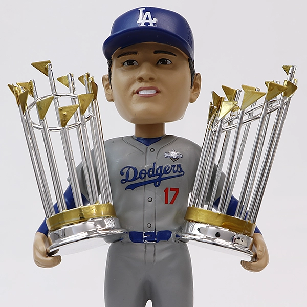 大谷翔平 MLB ロサンゼルス・ドジャース 2025 Back To Back World Series Champions Celebration ボブルヘッド8インチ（約20cm)