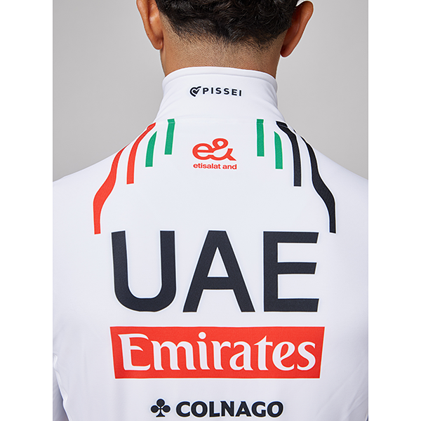 UAE TEAM EMIRATES 2024 ジャケット