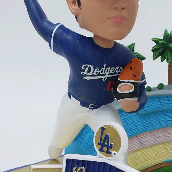 MLB ロサンゼルス・ドジャース 大谷翔平 二刀流ボブルヘッド 7inch（17.7cm）