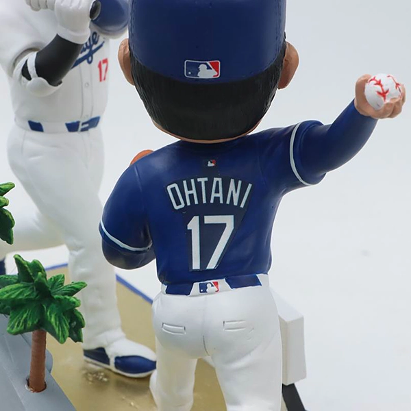 MLB ロサンゼルス・ドジャース 大谷翔平 二刀流ボブルヘッド 7inch（17.7cm）
