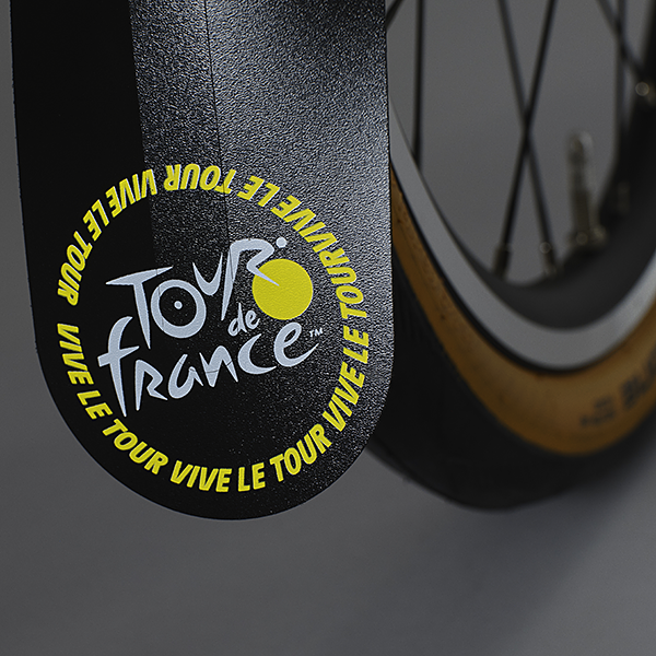 Brompton x ツール・ド・フランス bikes P Line Explore