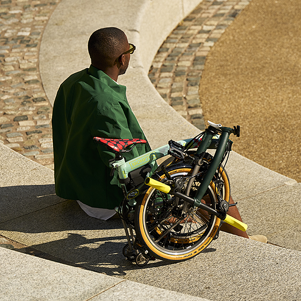 Brompton x ツール・ド・フランス bikes P Line Explore